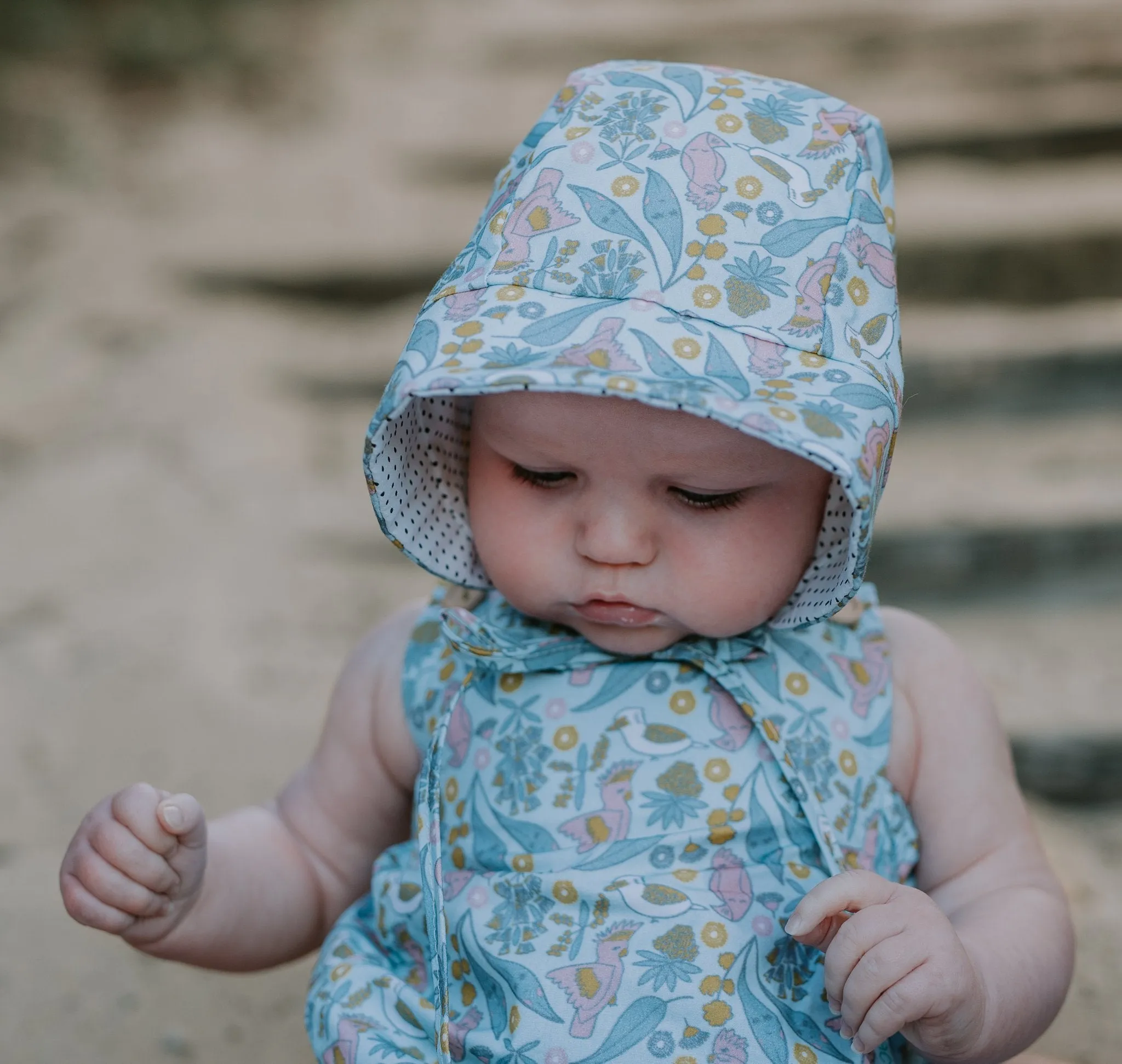 Australian Dawn Reversible Bonnet