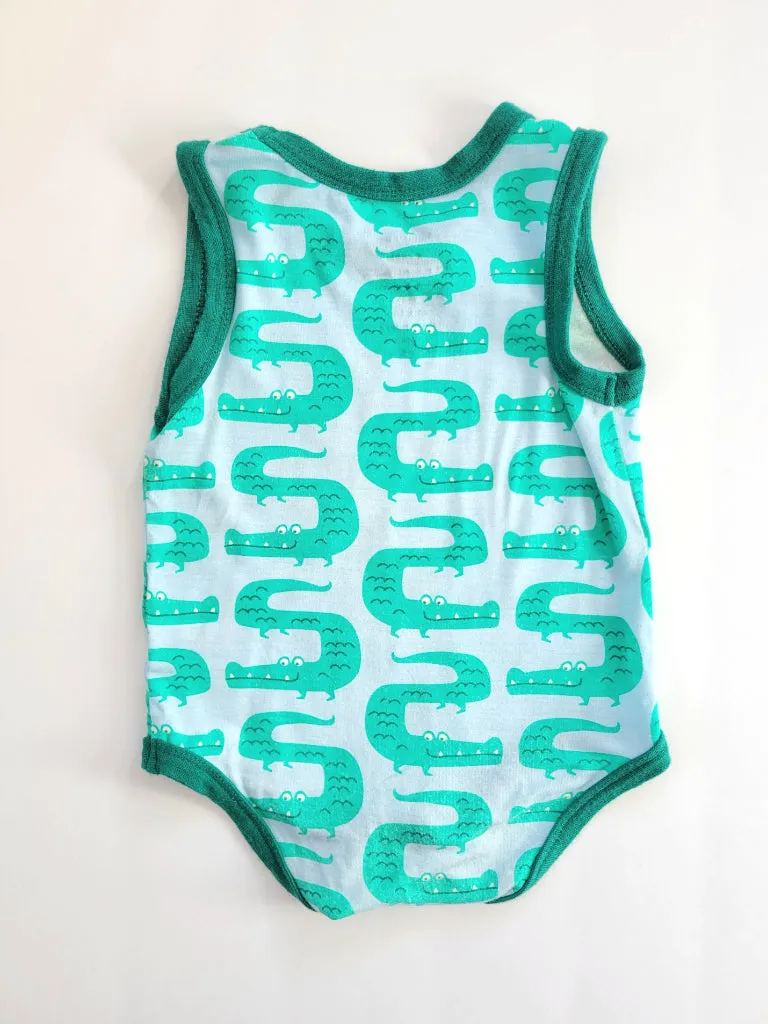 Bamboo tank alligator bodysuit, 6-12 months, EUC, Silkberry Baby, Kids 9 Month (6-9M)