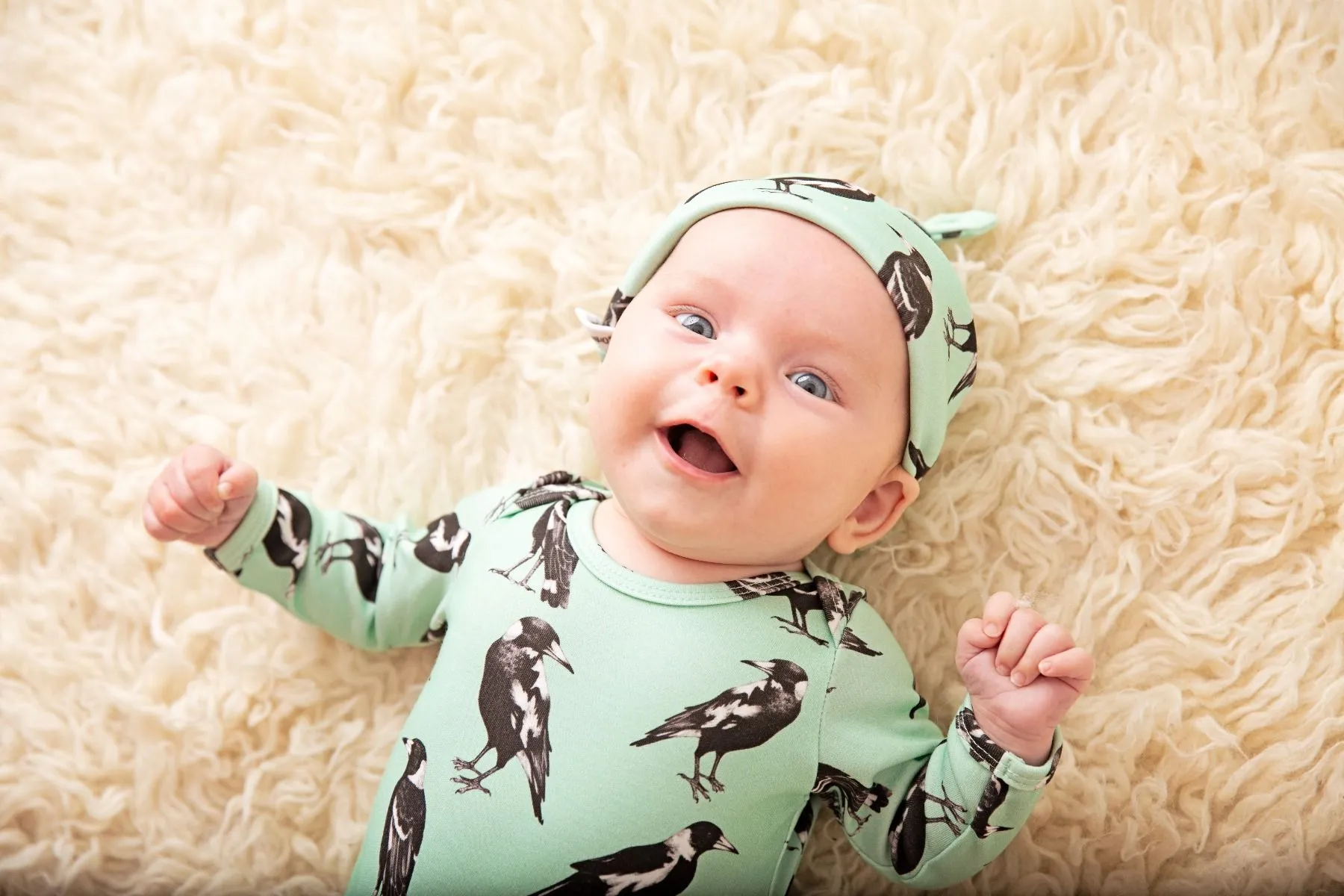 Magpie | Organic Cotton Bodysuit | Long Sleeve |  Size 000 - 1