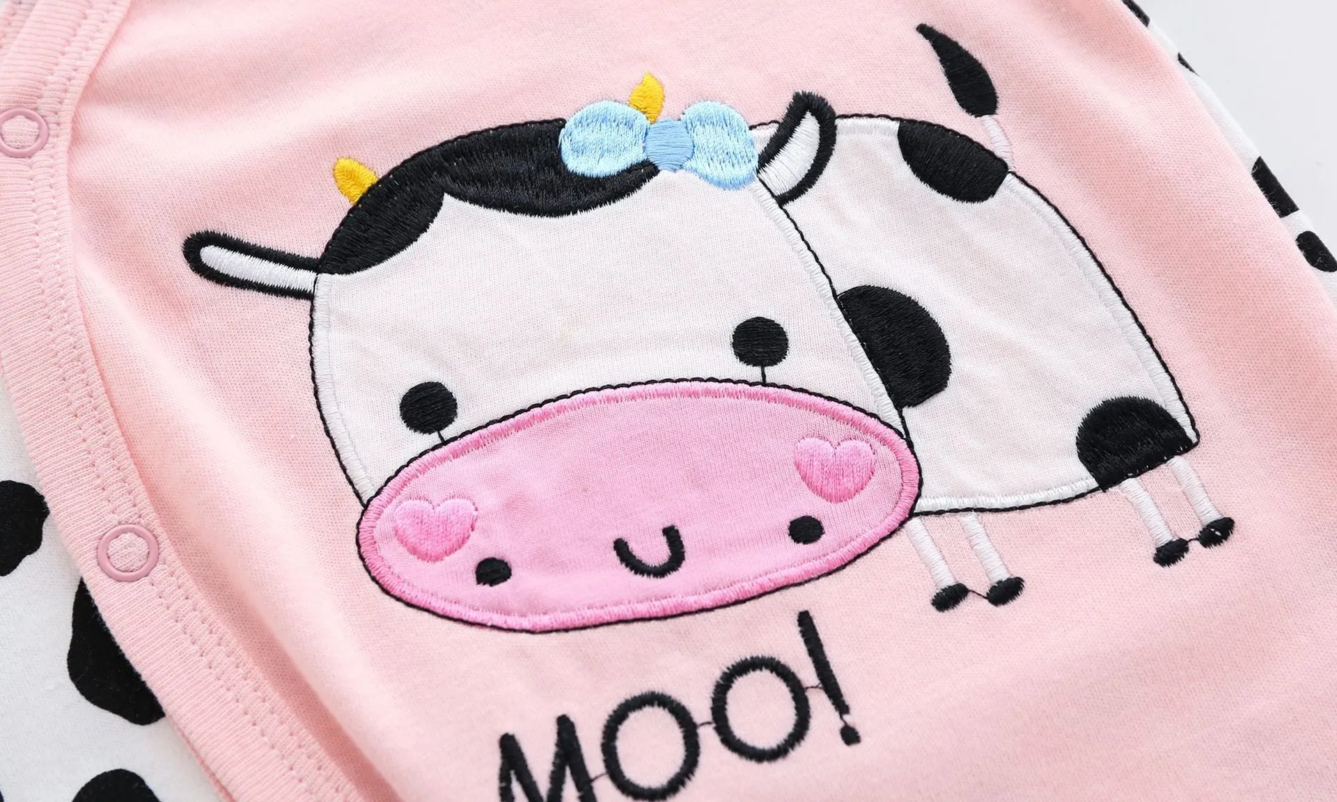 Newborn Jumpsuit Long-Sleeved Slanted Open Button Love Cows Baby Rompers