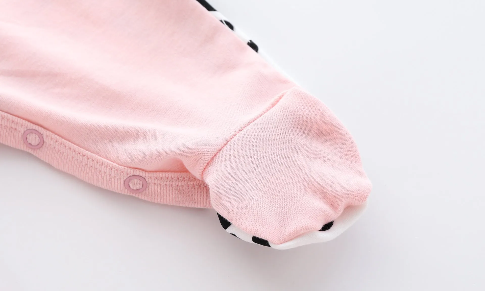 Newborn Jumpsuit Long-Sleeved Slanted Open Button Love Cows Baby Rompers