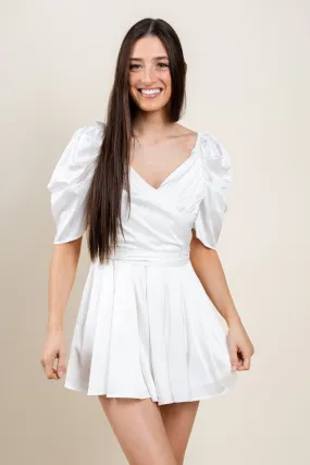 Pleated puff sleeve romper off white