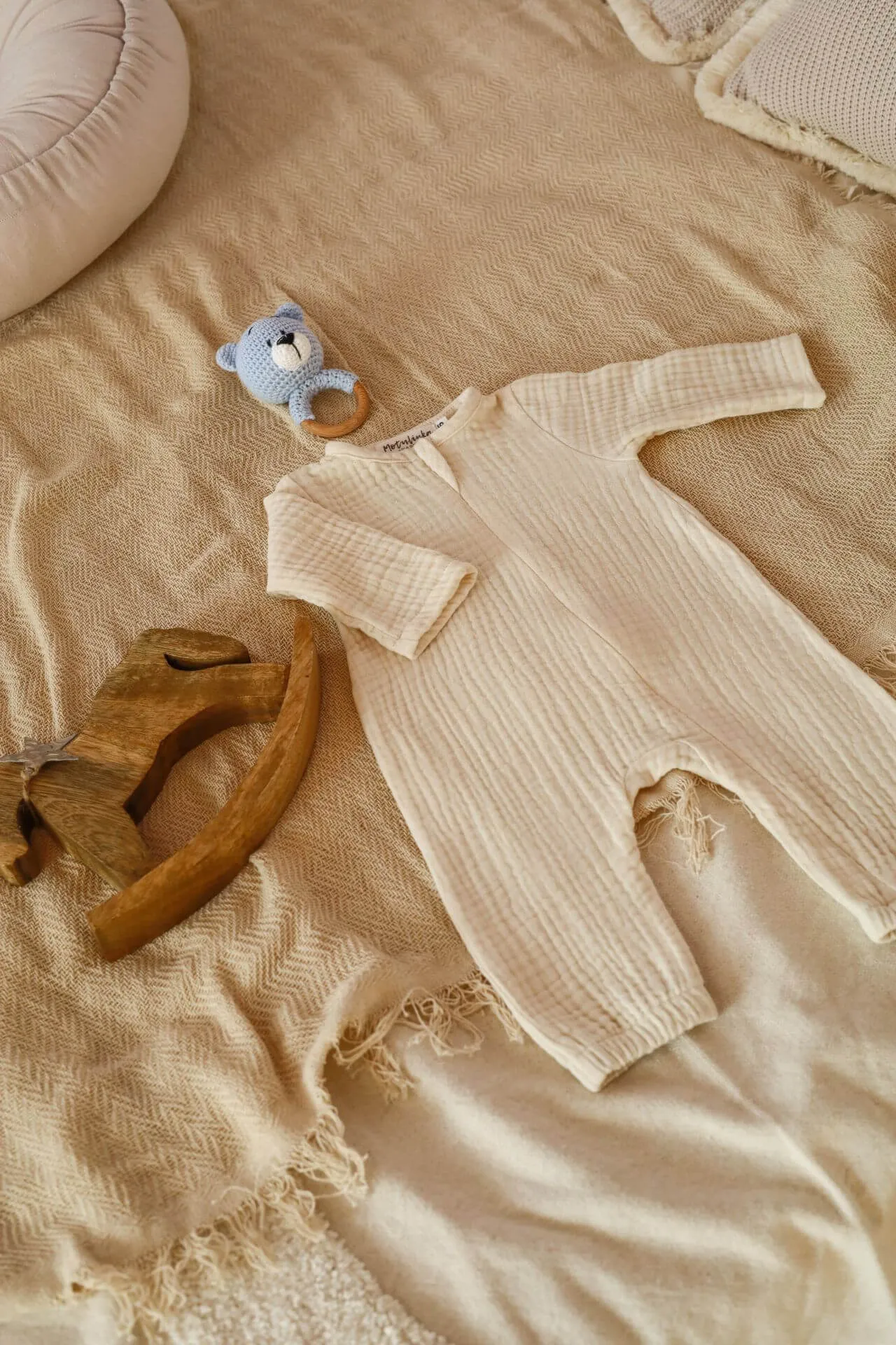 Soft GOTS Organic Cotton Muslin Rompers, Zip Up - Vanilla (0-12 months)